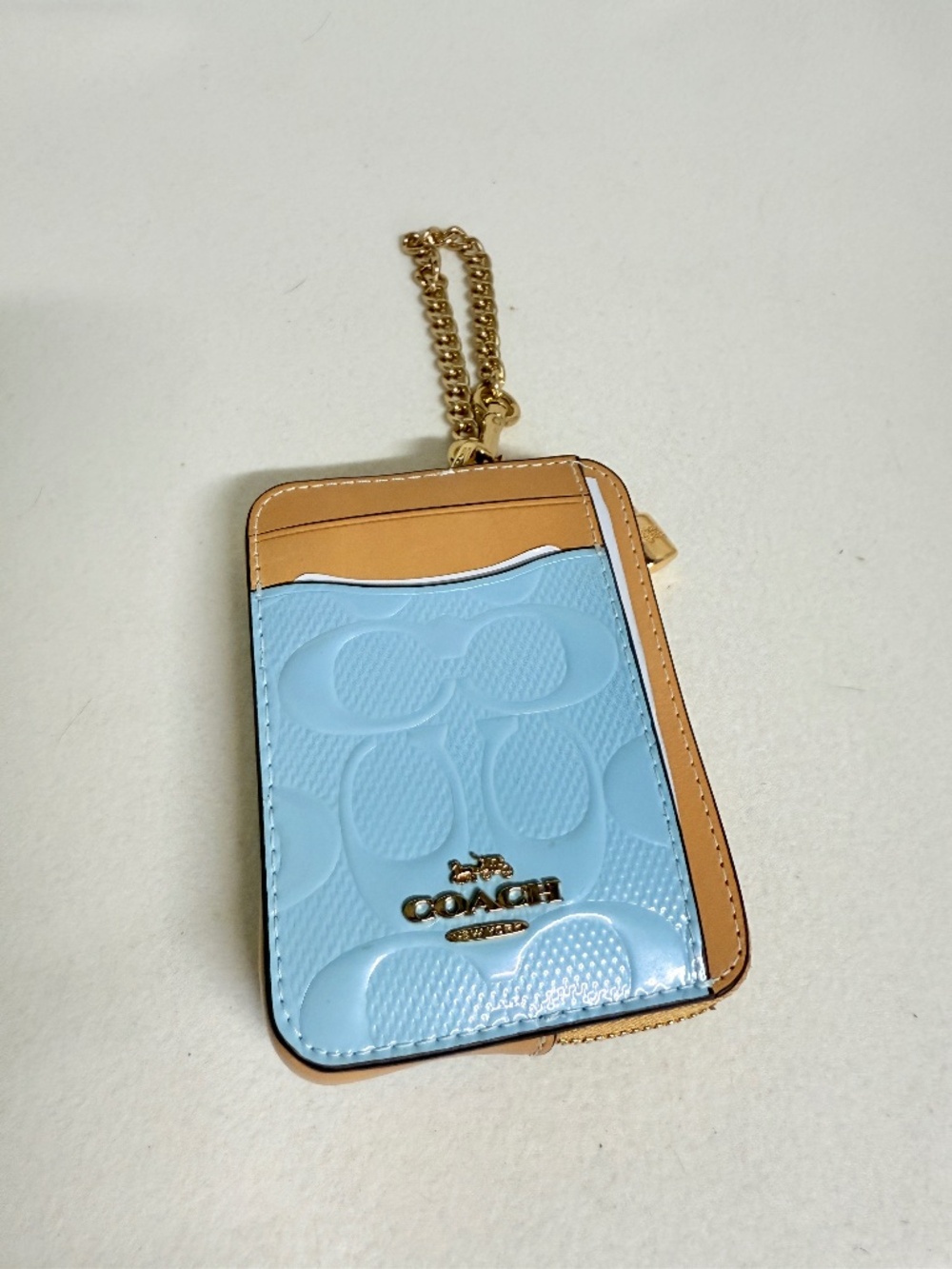 NWT Coach Zip Card Case In Signature Leather With Charm CFA36 Gold/Light Blue